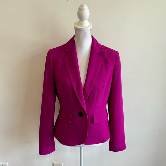 Kasper Jackets & Blazers - Kasper Women’s Magenta Blazer Jacket Size 4 Single Button Closure Work Blazer